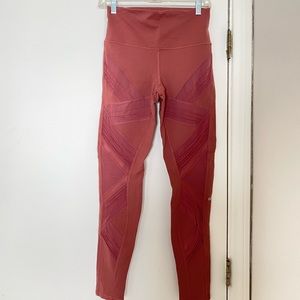 ALO Yoga leggings